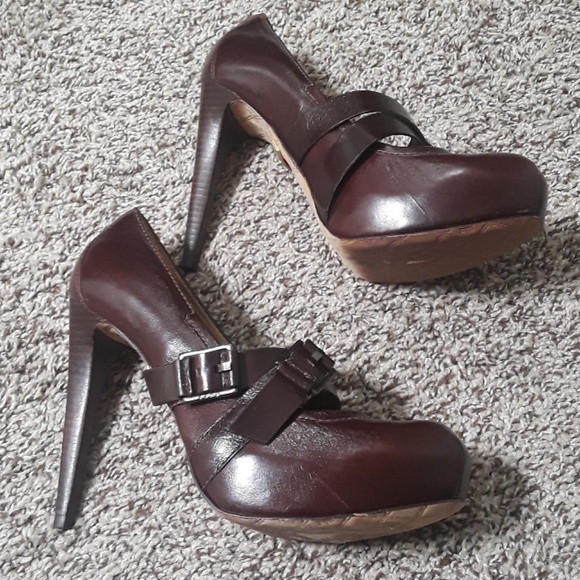 LA.M.B. Finsbury Mary Jane Platform Pumps - Picture 3 of 8